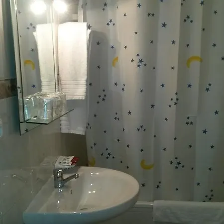 Konukevi Residencia Taray *